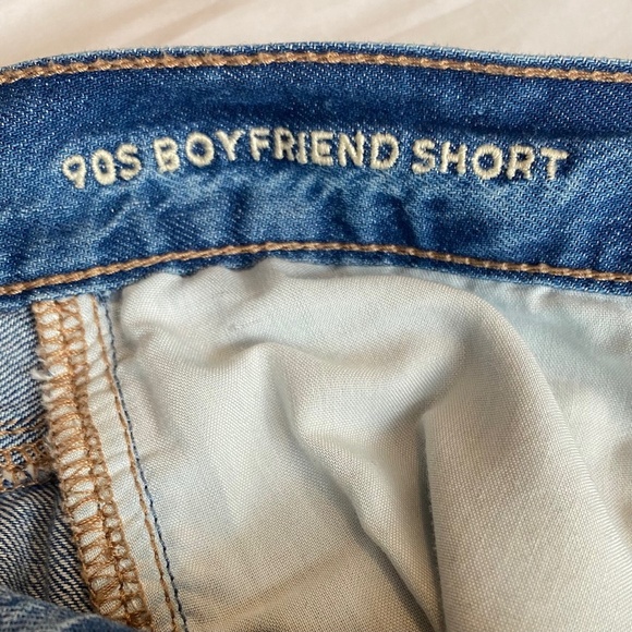American Eagle Outfitters - 90's Boyfriend Short - Heavily Distressed Size 6 - Picture 4 of 6